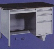 Meja Tulis 1/2 Biro